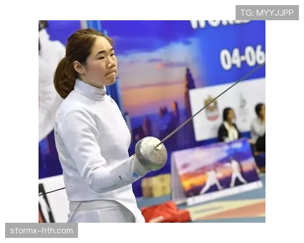 布鲁克·汉森在世界游泳锦标赛中再创佳绩 扩大个人奖牌纪录