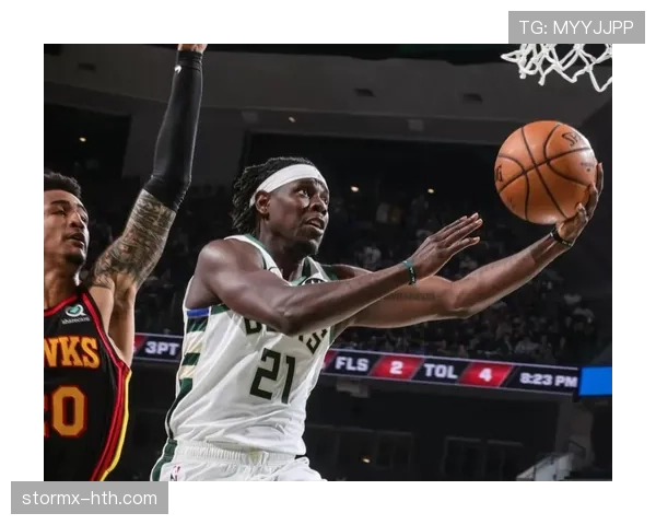 特雷·杨家的车库比我的婚房还大